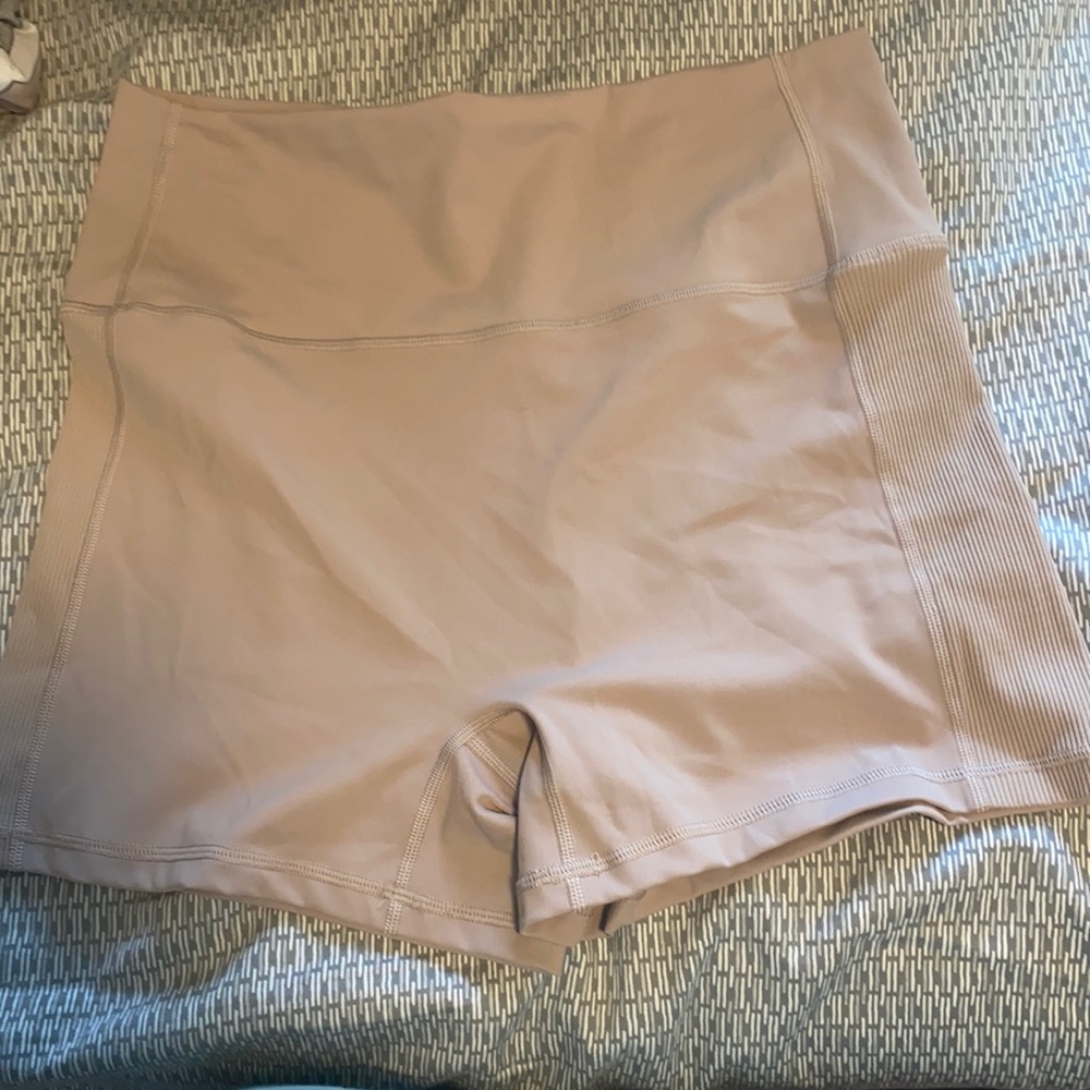 Aerie 4 inch seam biker shorts. Paleish pink color